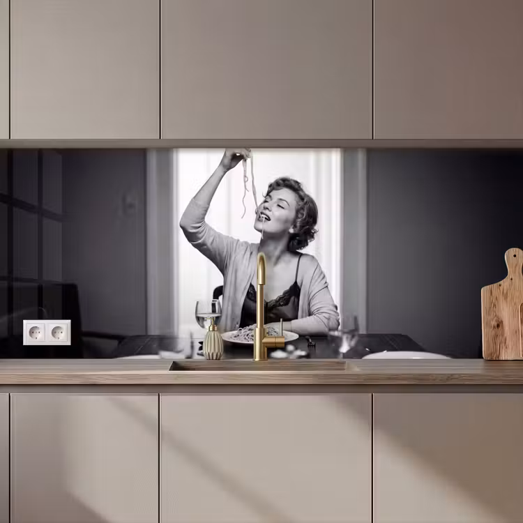Vrouw - Spaghetti - Zwart - Wit keuken achterwand 2 middel zz_3dshopping