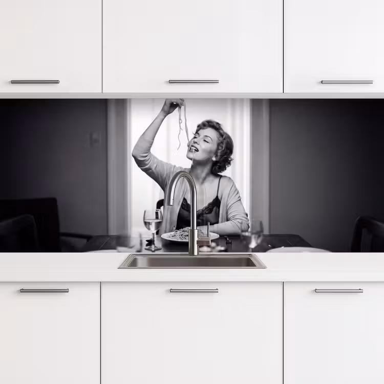 Vrouw - Spaghetti - Zwart - Wit keuken achterwand 2 middel -3d