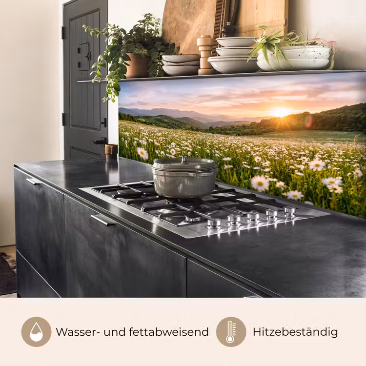 Madelief - Veld - Heuvels - Groen keuken achterwand 2 middel -usp_DE