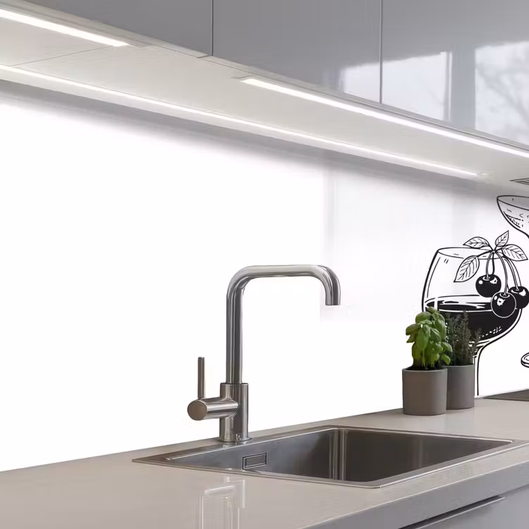 Glazen - Cocktails - Zwart - wit keuken achterwand 2 middel -3d_schuin