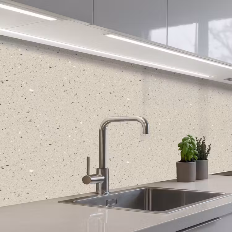 Lichtbeige - Terrazzo - Grijs keuken achterwand 2 middel 871 -3d_schuin