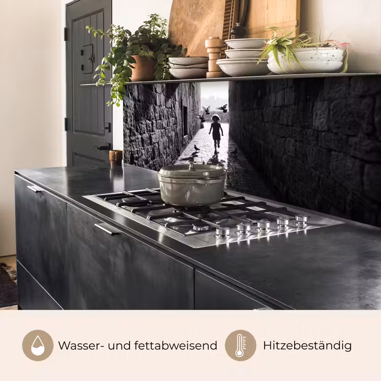 Kind - Vogel - Straat - Zwart-wit - Spelen keuken achterwand 2 middel -usp_DE
