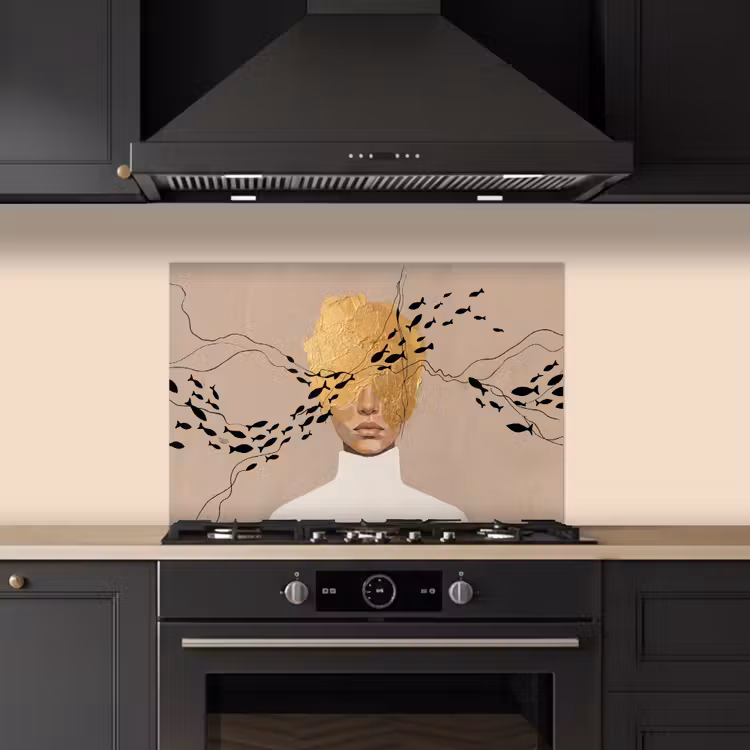 Modern - Vrouw - Goud keuken achterwand spatscherm klein -sfeer1