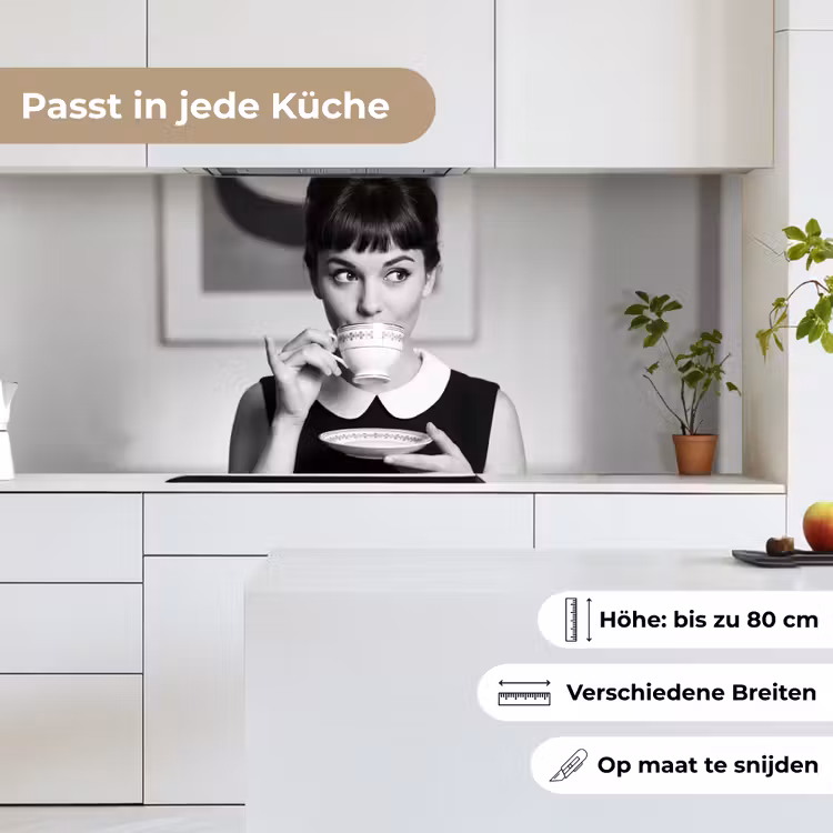 Portret - Thee - Vrouw keuken achterwand 2 middel -sfeer4_DE