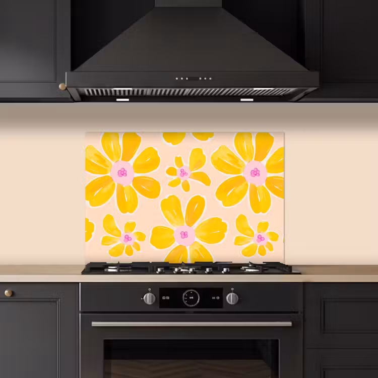 Zomers - Bloemen - Geel keuken achterwand spatscherm klein 900 -sfeer1