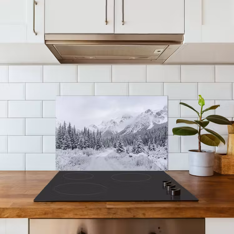 Weg - Bergen - Sneeuw - Naaldbos - Avontuurlijk keuken achterwand spatscherm klein -sfeer2