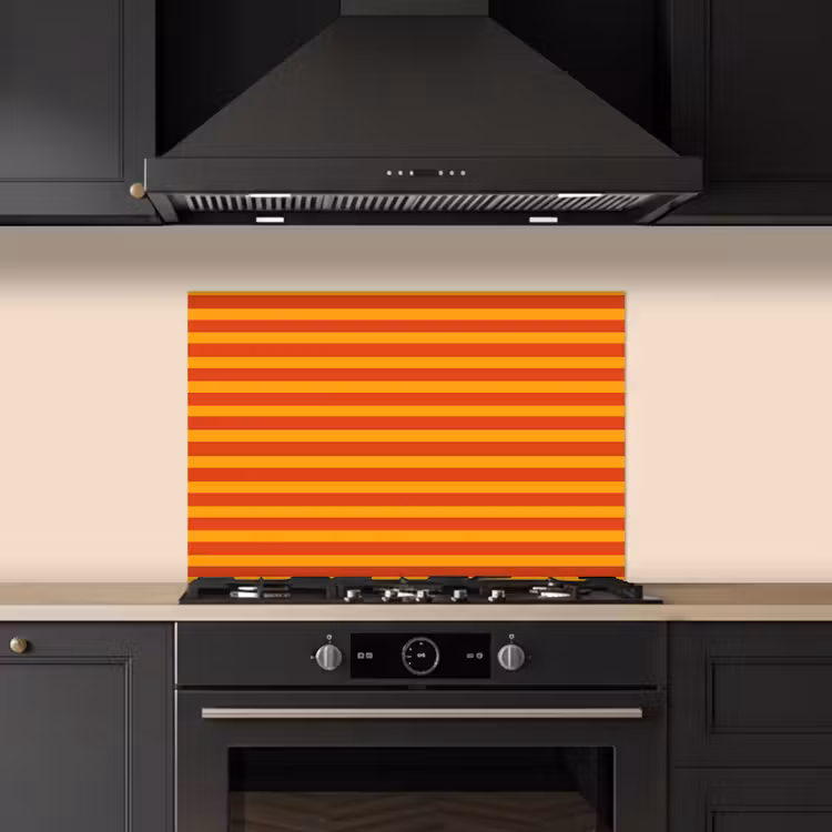 Strepen - Patroon - Oranje keuken achterwand spatscherm klein 900 -sfeer1