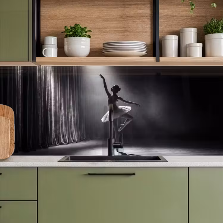 Danser - Podium - Zwart-wit - Kunst - Klassiek keuken achterwand 2 middel -sfeer3