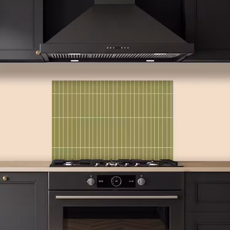 Verticaal - Wandtegel - Olijfgroen keuken achterwand spatscherm klein 900 -sfeer1