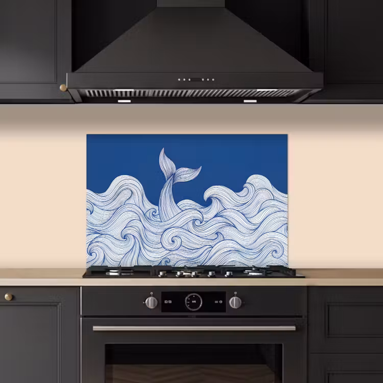 Walvis - Staart - Golven - Lijntekening - Blauw keuken achterwand spatscherm klein -sfeer1