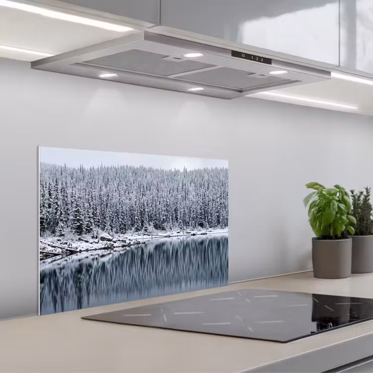Bos - Reflectie - Meer - Winter - Serene keuken achterwand spatscherm klein -3d_schuin