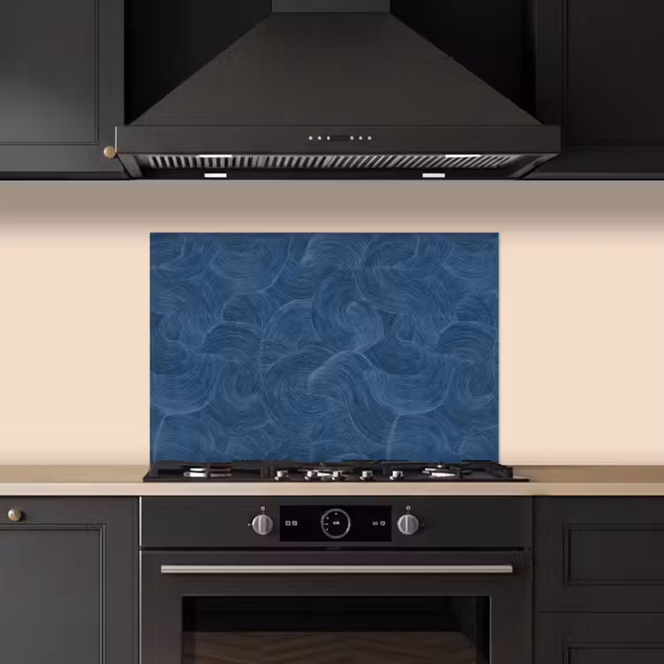 Golven - Textuur - Patroon - Blauw keuken achterwand spatscherm klein 900 -sfeer1