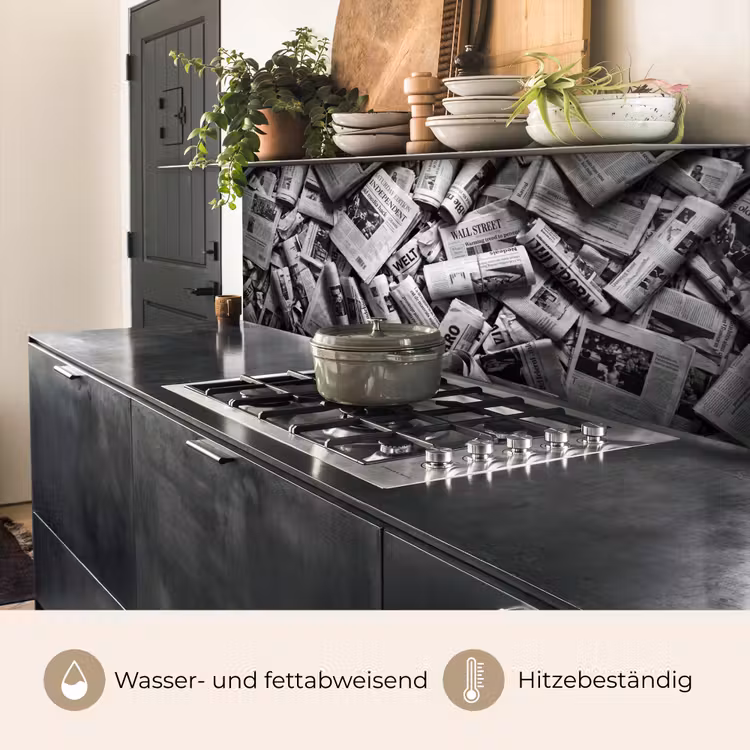 Krant - Stapel - Nieuws - Zwart-wit keuken achterwand 2 middel -usp_DE