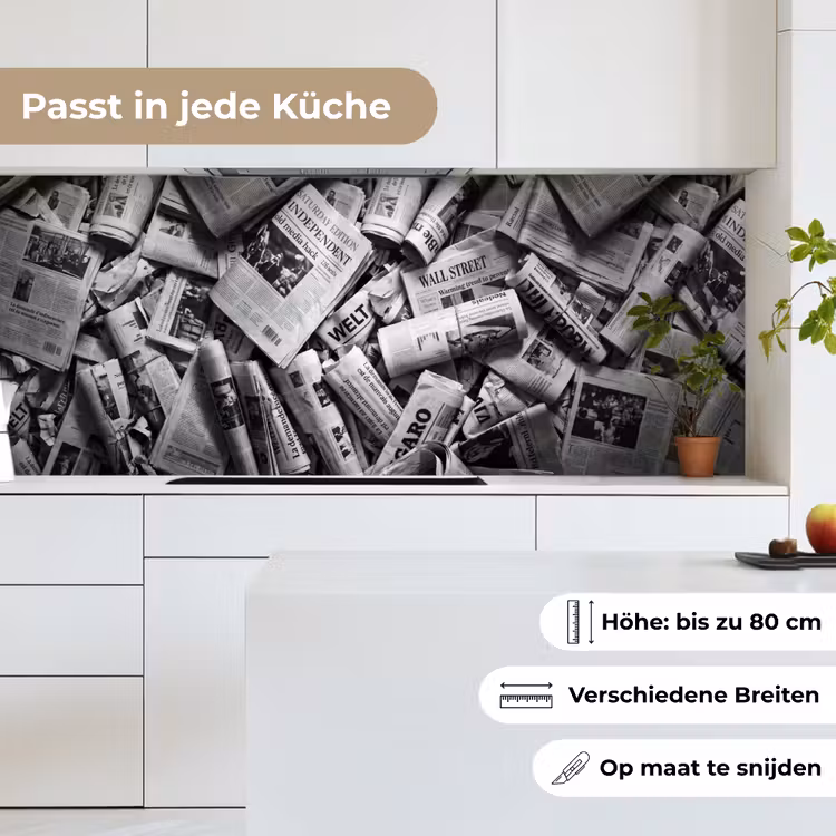 Krant - Stapel - Nieuws - Zwart-wit keuken achterwand 2 middel -sfeer4_DE