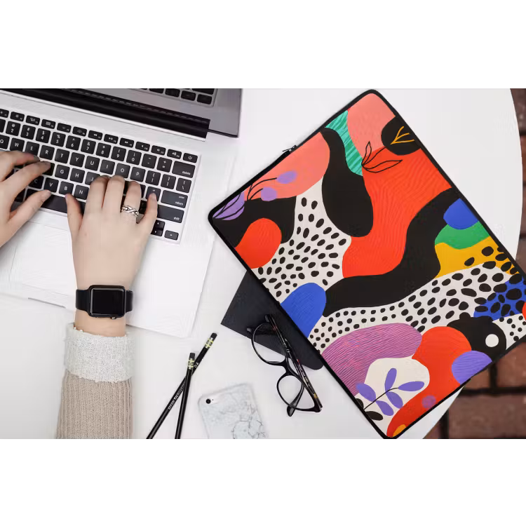 Abstract - Vormen - Kleuren - Stippen laptophoes neopreen klein -bureau