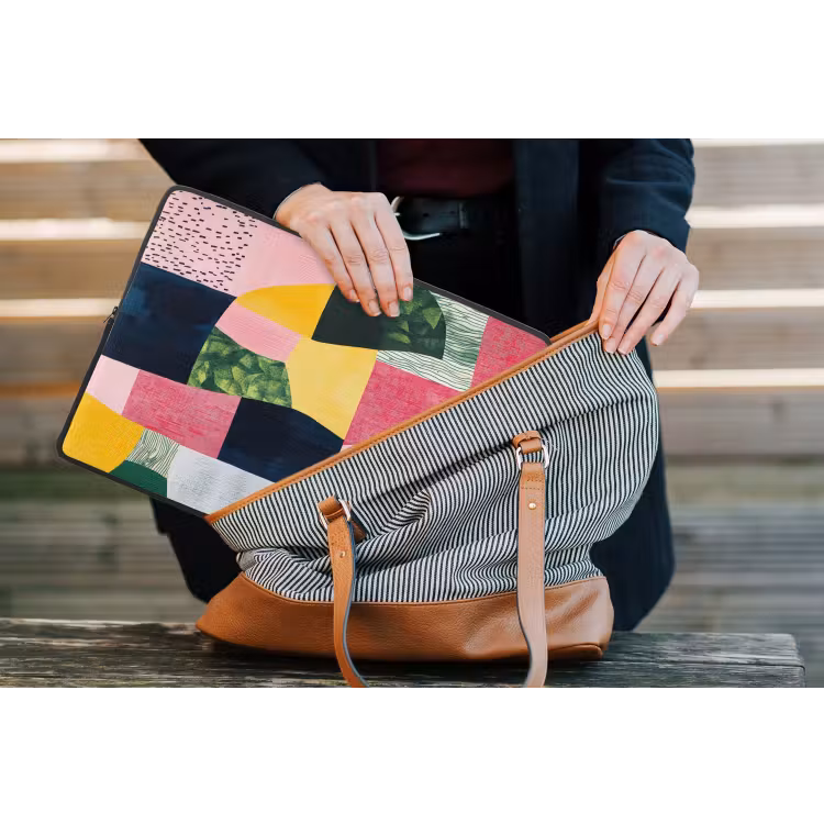 Abstract - Roze - Lappen - Vormen - Geel laptophoes neopreen klein -tas