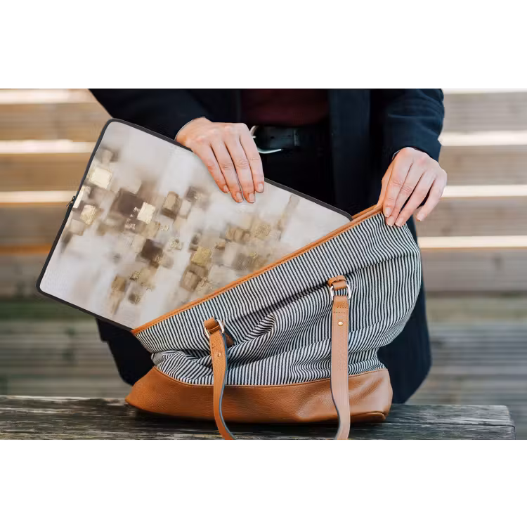Abstracte vierkanten - Aardetonen - Mistig laptophoes neopreen klein -tas