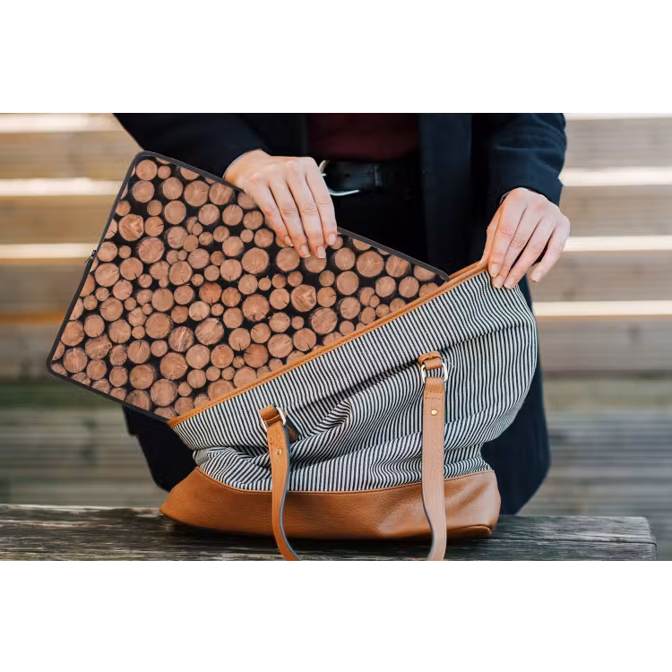 Houtblokken - Textuur - Patroon - Bruin - Rustiek laptophoes neopreen klein -tas