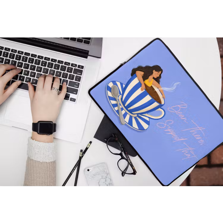 Mok - Koffie - Vrouw - Paars laptophoes neopreen klein -bureau