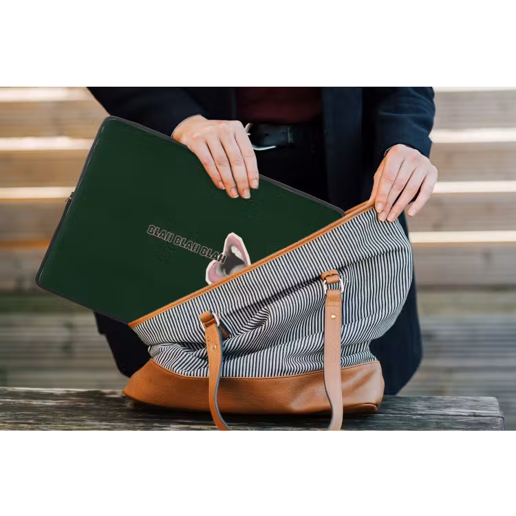 BLAH BLAH BLAH - Mond - Groen laptophoes neopreen klein -tas