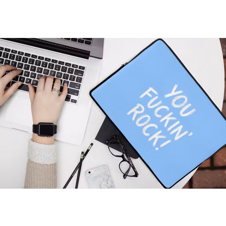 Blauw - Wit - You fuckin rock laptophoes neopreen klein -bureau