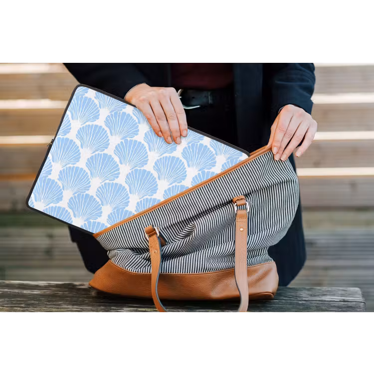 Blauw - Wit - Schelpen - Grafisch - Structuur laptophoes neopreen klein 279 -tas