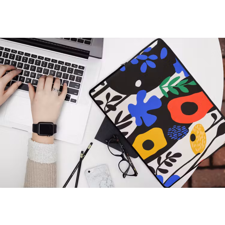 Bloemen - Bladeren - Abstract - Zwart laptophoes neopreen klein -bureau