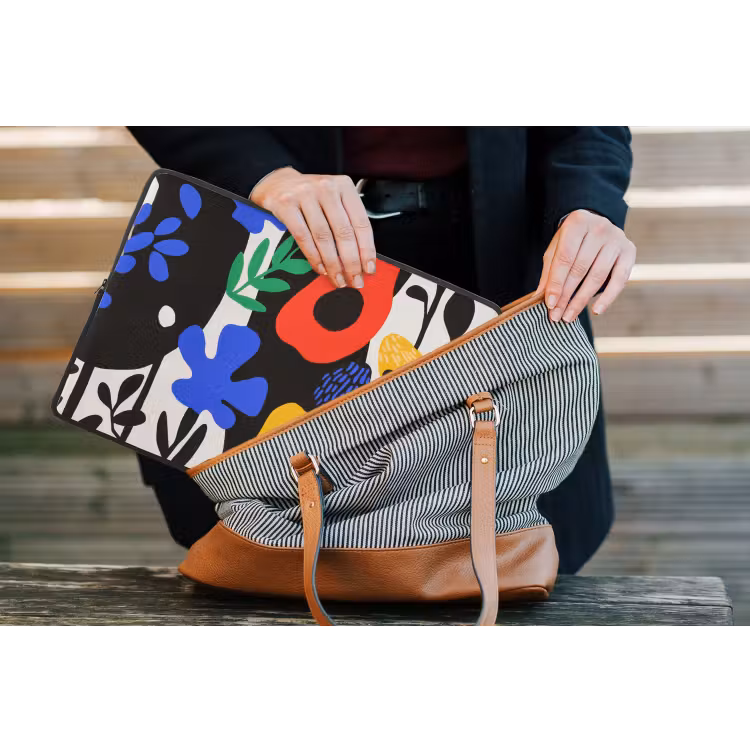 Bloemen - Bladeren - Abstract - Zwart laptophoes neopreen klein -tas
