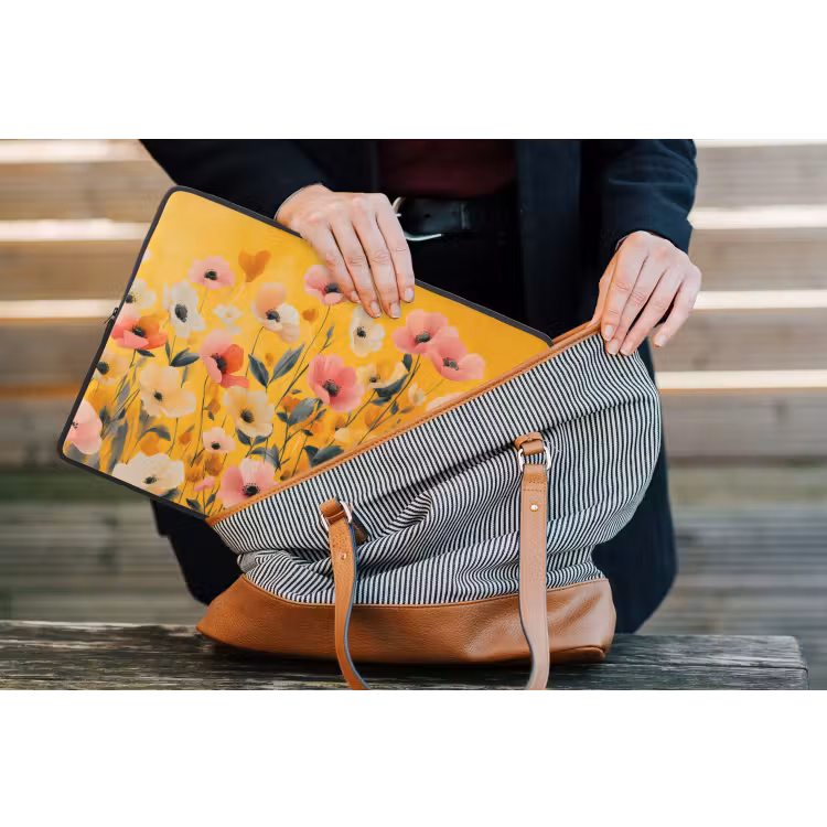 Bloemen - Veld - Geel laptophoes neopreen klein -tas