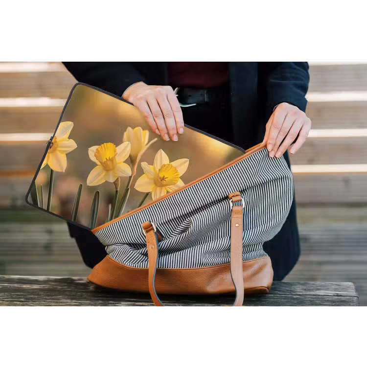 Bloemen - Geel - Wazig laptophoes neopreen klein -tas