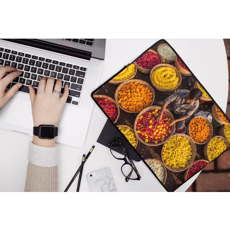 Laptop hülle - Blumen – Markt – Bunt - Bloemen - Markt - Kleurrijk laptophoes neopreen klein