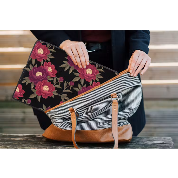Bloemen - Patroon - Botanisch - Rood - Zwart laptophoes neopreen klein -tas