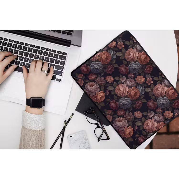Bloemen - Patroon - Vintage - Donker - Roze laptophoes neopreen klein -bureau