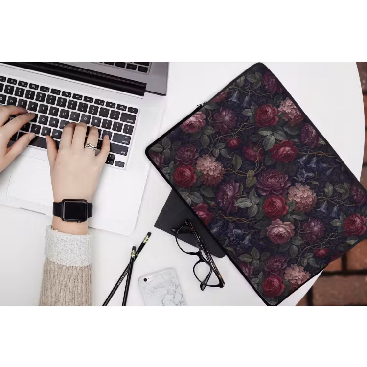 Bloemen - Rood - Klassiek - Donker - Patroon laptophoes neopreen klein -bureau