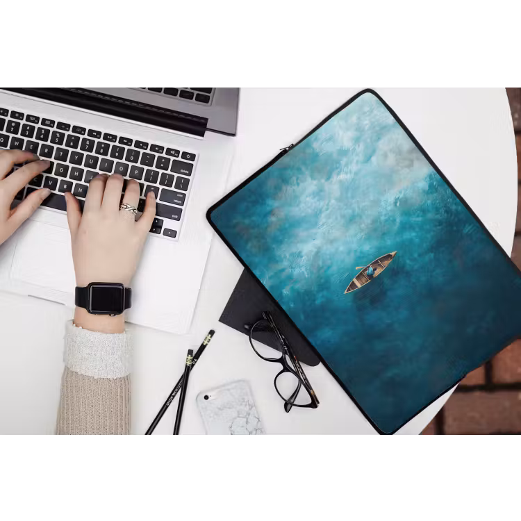Bootje - Water - Blauw laptophoes neopreen klein -bureau