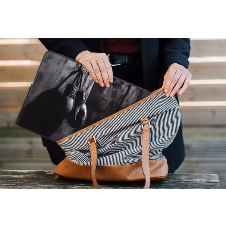 Bokshandschoenen - Muur - Duister - Zwart laptophoes neopreen klein -tas