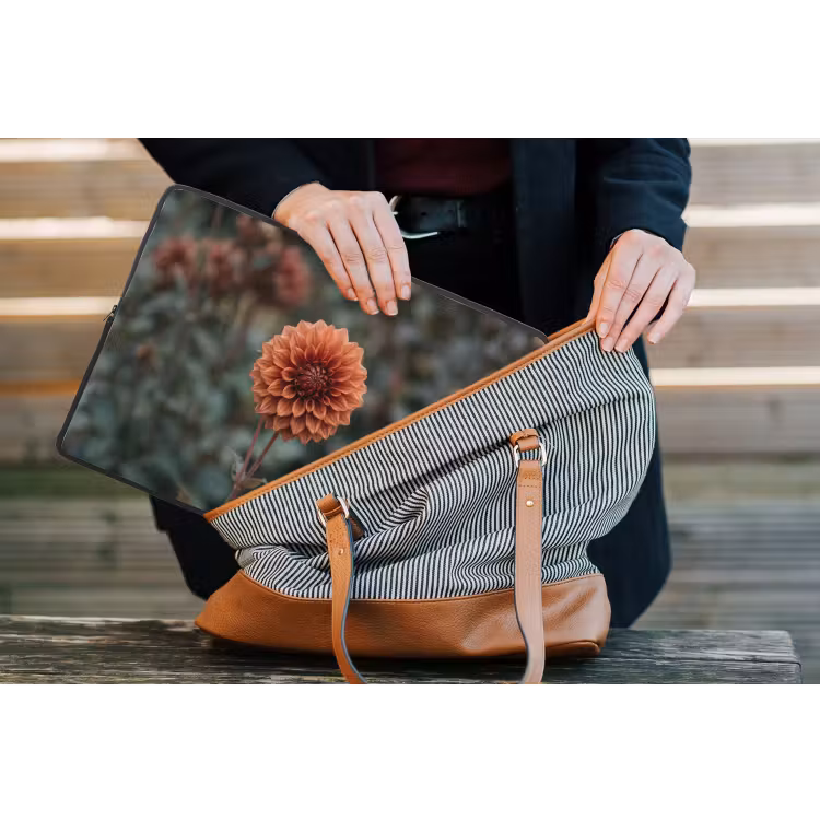 Dahlia - Bloem - Natuur - Sfeervol laptophoes neopreen klein -tas