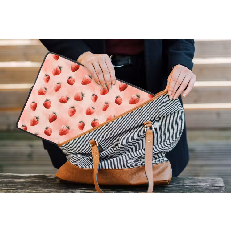 Aardbei - Patroon - Roze laptophoes neopreen klein 279 -tas