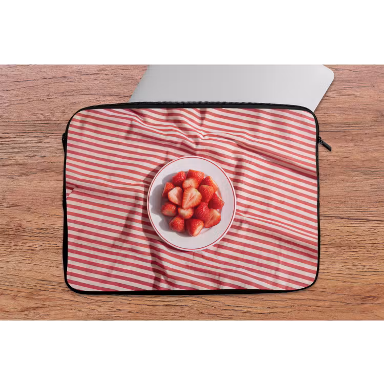 Eten - Aardbeien - Fruit - Zomer - Rood laptophoes neopreen klein -tafel