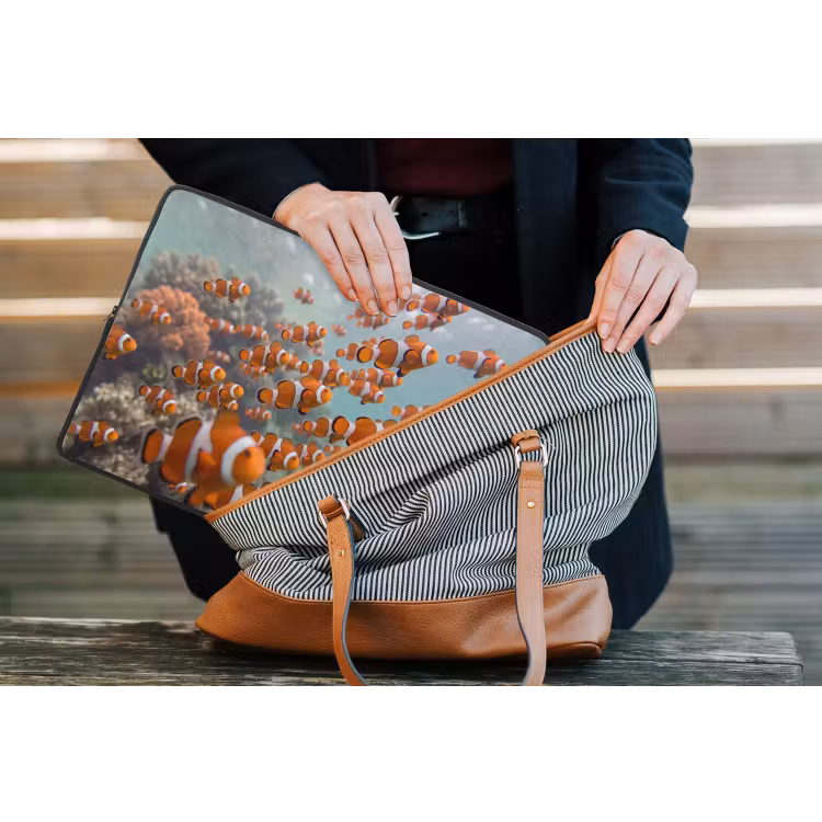 Vis - School - Onderwater - Dieren - Oranje laptophoes neopreen klein -tas