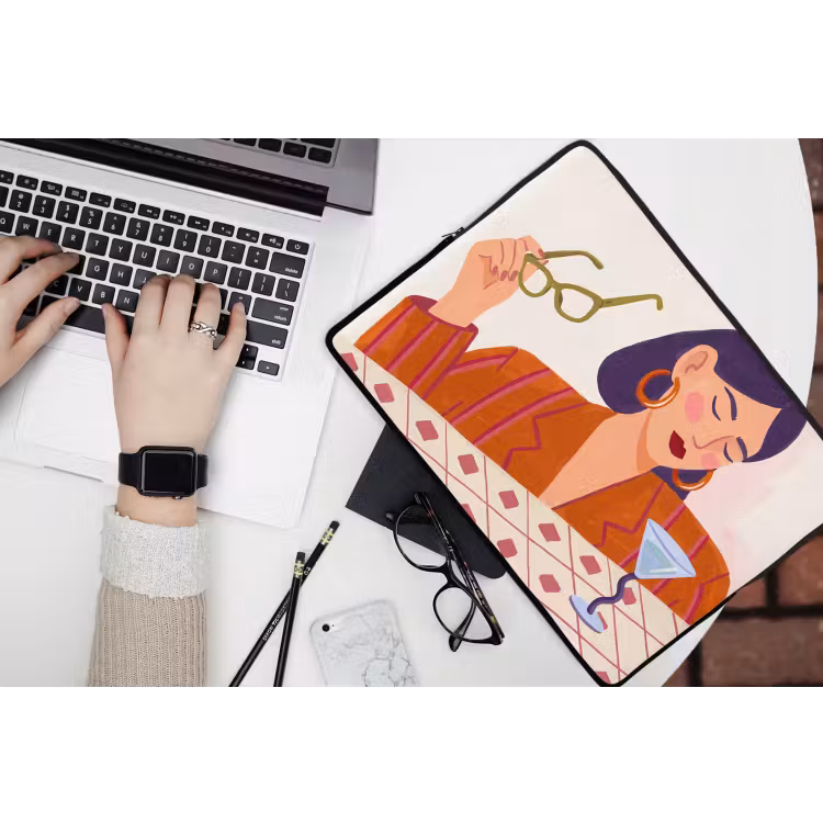 Vrouw - Bril - Cocktail - Illustratie - Modern laptophoes neopreen klein -bureau