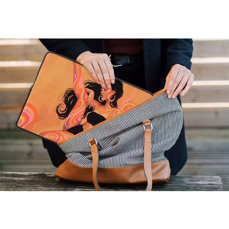 Vrouw - Portret - Abstract - Modern - Kleurrijk laptophoes neopreen klein -tas