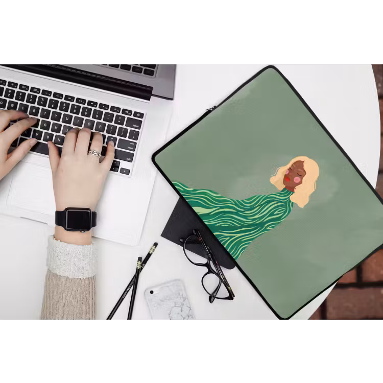 Vrouw - Portret - Illustratie - Modern - Groen laptophoes neopreen klein -bureau
