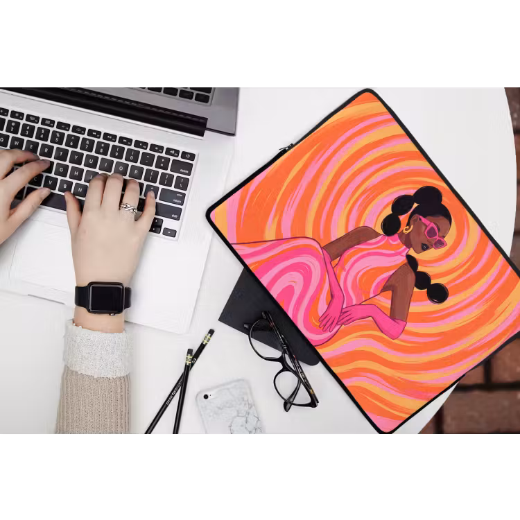 Vrouw - Portret - Kunst - Abstract - Roze laptophoes neopreen klein -bureau