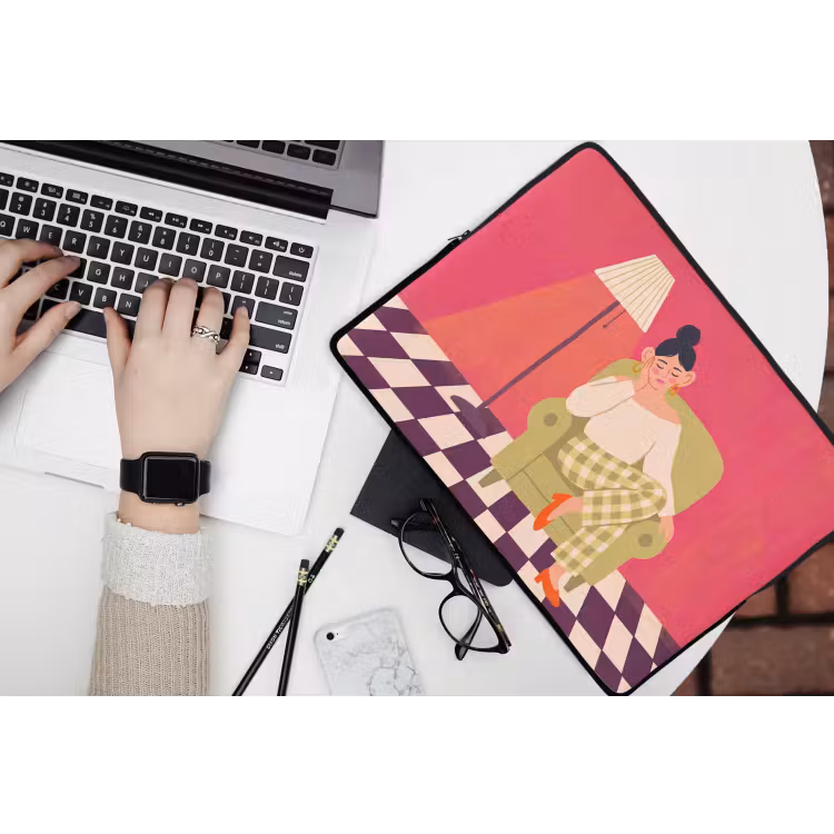 Vrouw - Rust - Interieur - Modern - Kunst laptophoes neopreen klein -bureau