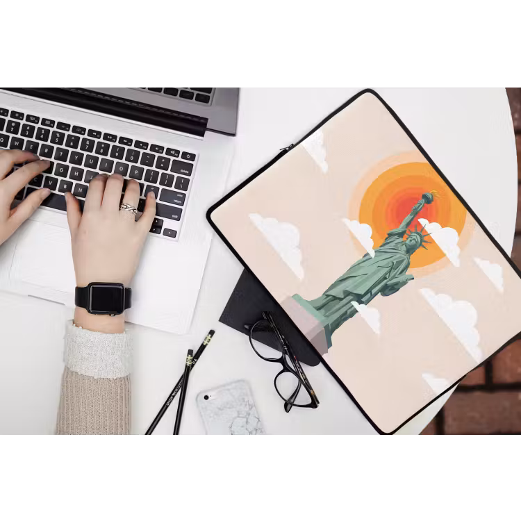 Vrijheidsbeeld - New York - Zon - Modern laptophoes neopreen klein -bureau