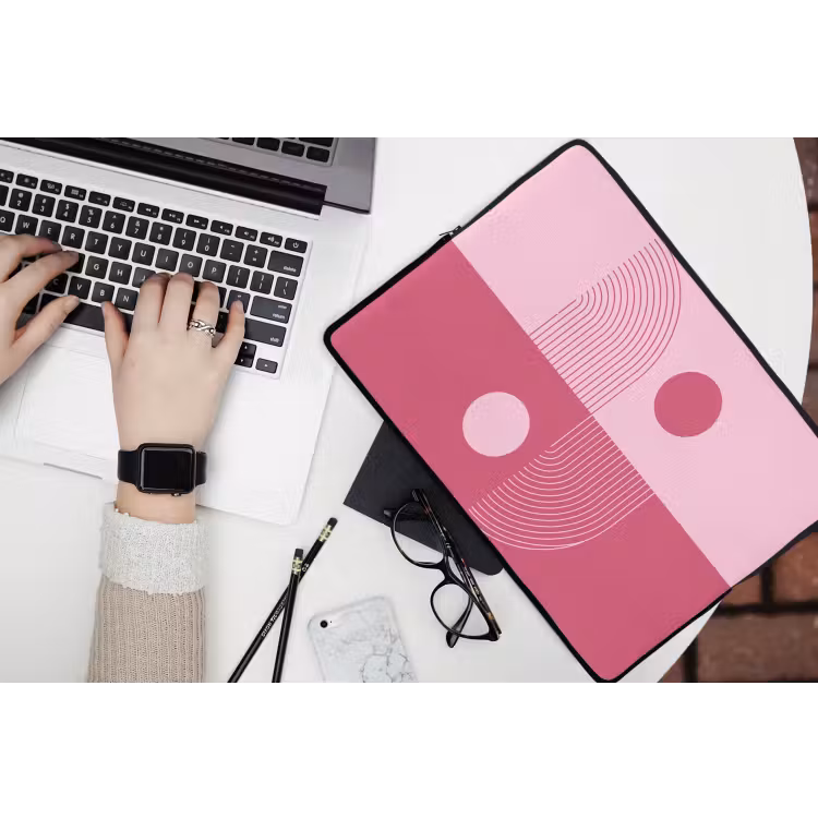 Geometrie - Patroon - Abstract - Roze - Modern laptophoes neopreen klein -bureau