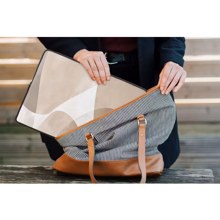 Vloeiende vlakken - Harmonieus - Golvend laptophoes neopreen klein -tas