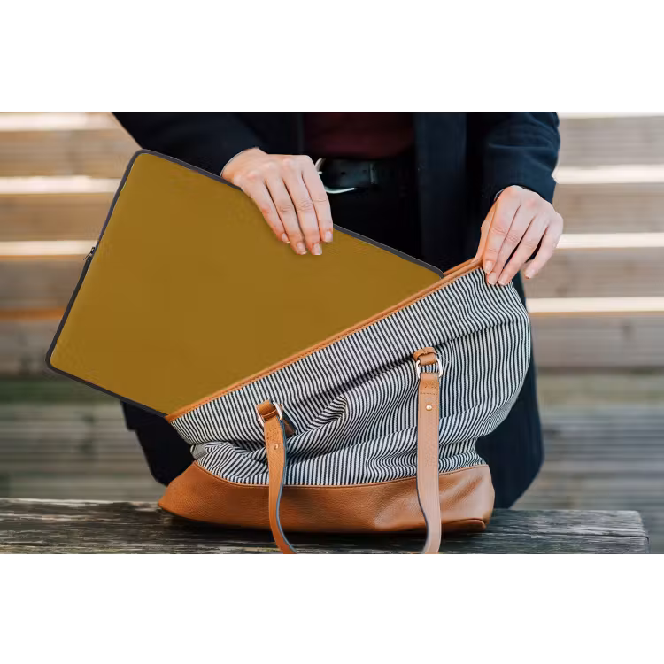Goud - Luxe - Interieur laptophoes neopreen klein 279 -tas