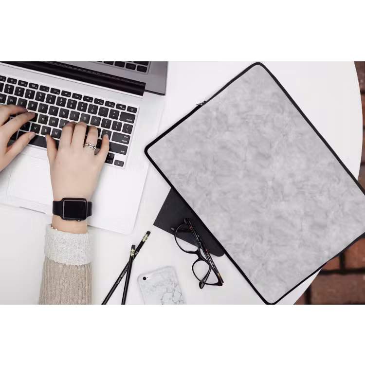 Grijs - Marmer - Mat laptophoes neopreen klein 279 -bureau